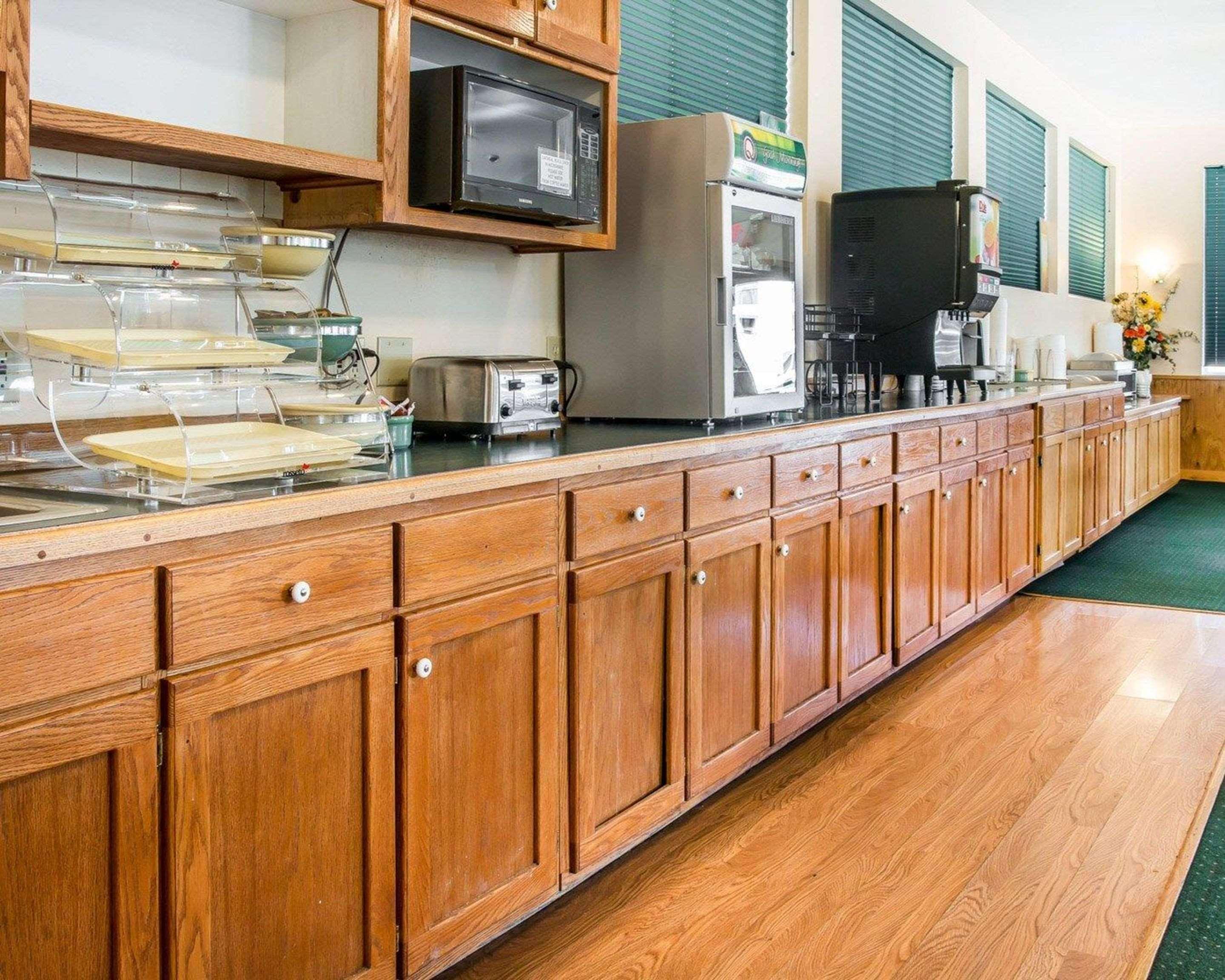 Quality Inn & Suites Mackinaw City Beachfront Dış mekan fotoğraf